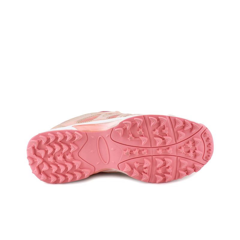 avi_062600CORAL_3