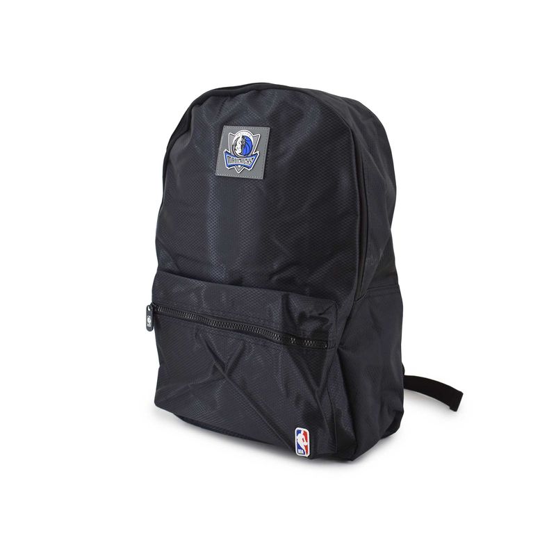nba_27643NEGRO_1