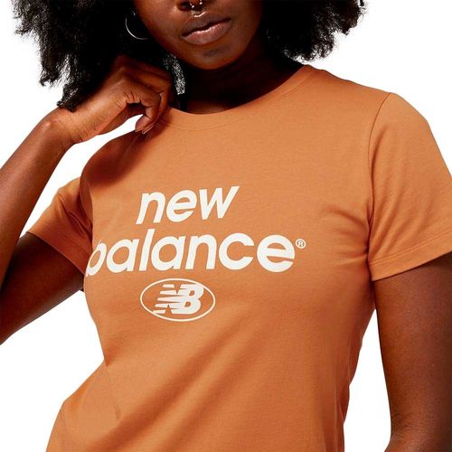 Remera New Balance Essentials Reimagined Archive