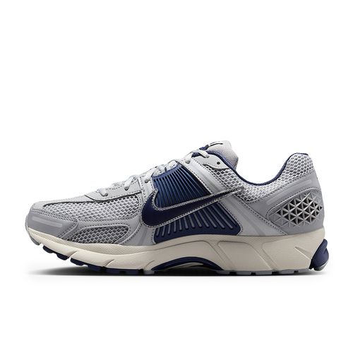 Zapatilla Nike Vomero 5