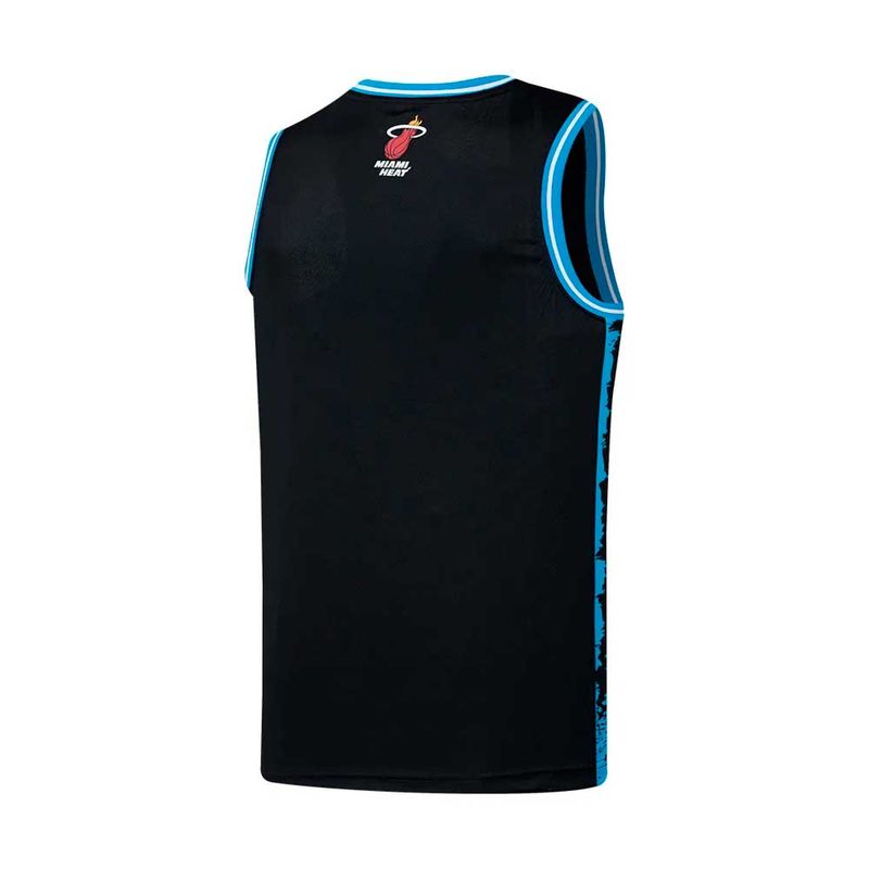 nba_NBATT524203BK1_1