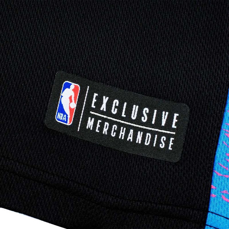 nba_NBATT524203BK1_4