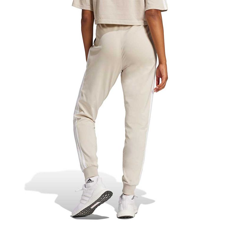 ad_JE1188_1