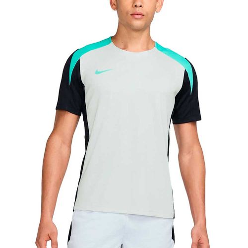 Remera Nike Strike