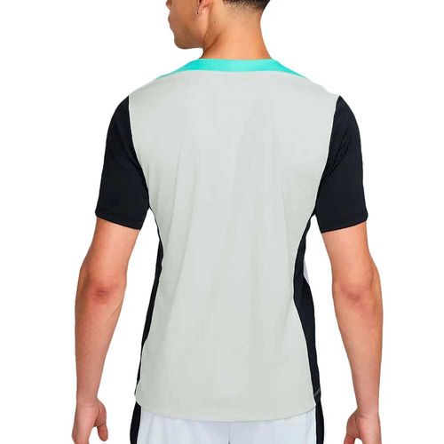 Remera Nike Strike