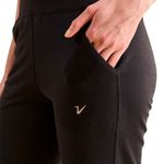 va_8956NEGRO_2