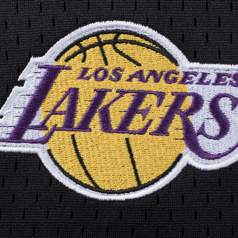 nba_NBASH525201BK2_3