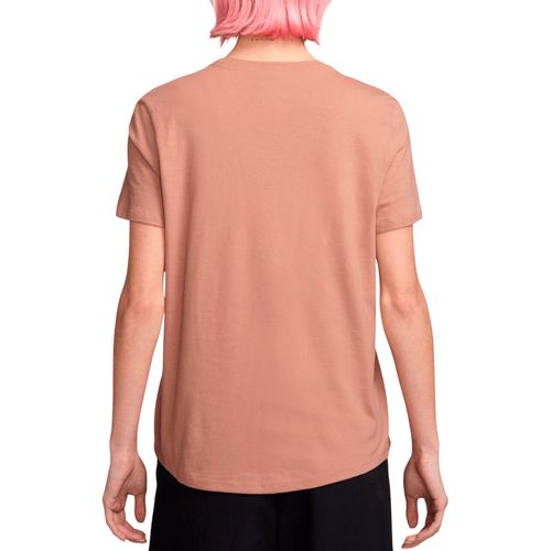 Remera Nike Sportswear Club Essentials