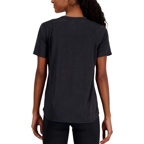 Remera New Balance Athletics