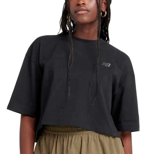 Remera New Balance Logo Oversized