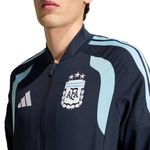 ad_JY7023_3