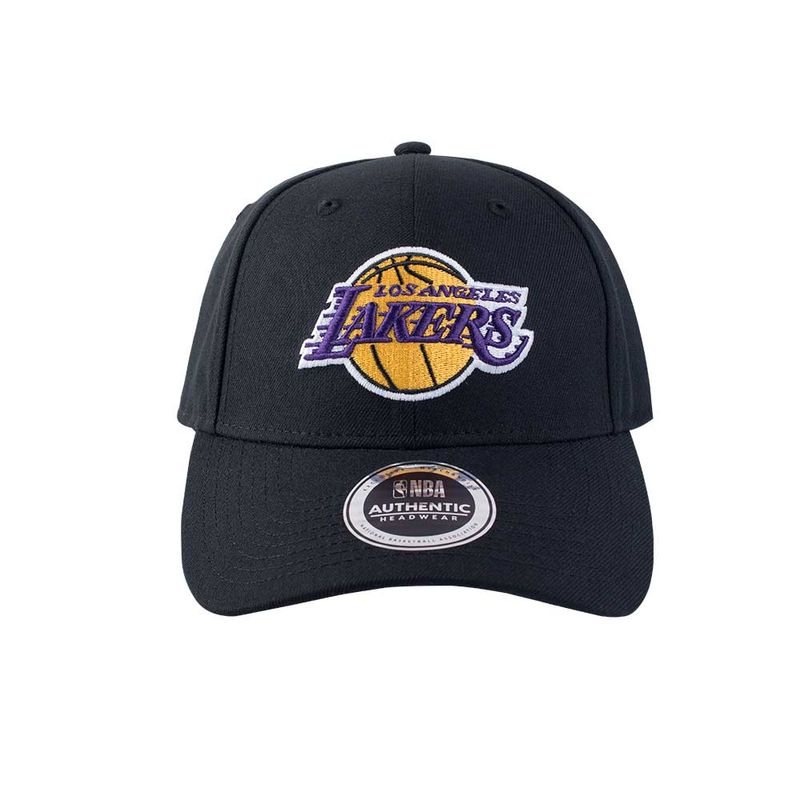 nba_NBACA500015BK2_1