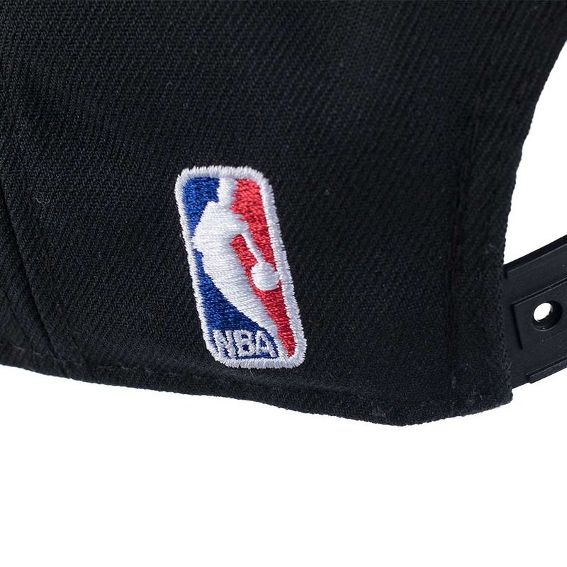 nba_NBACA500015BK2_3