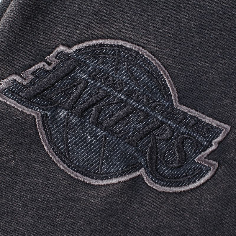 nba_NBAPT526103BK1_2